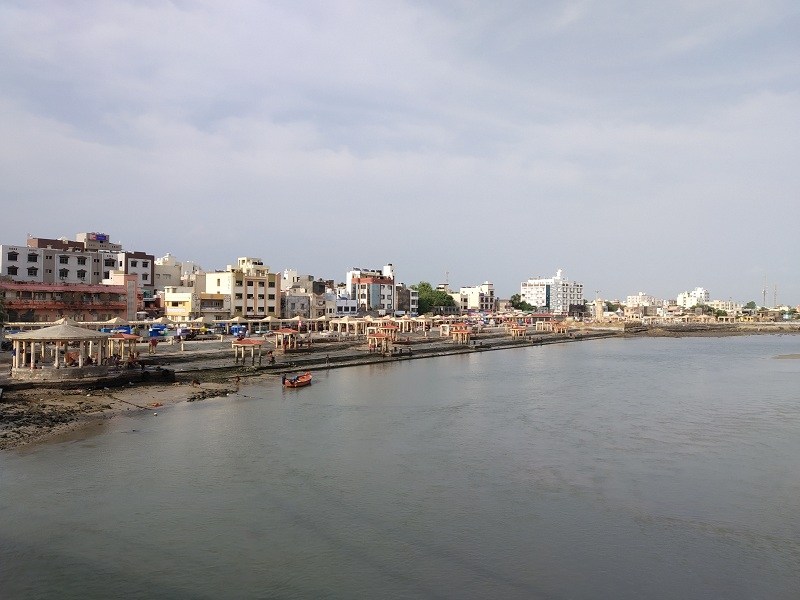 133374109dwarka_ghat