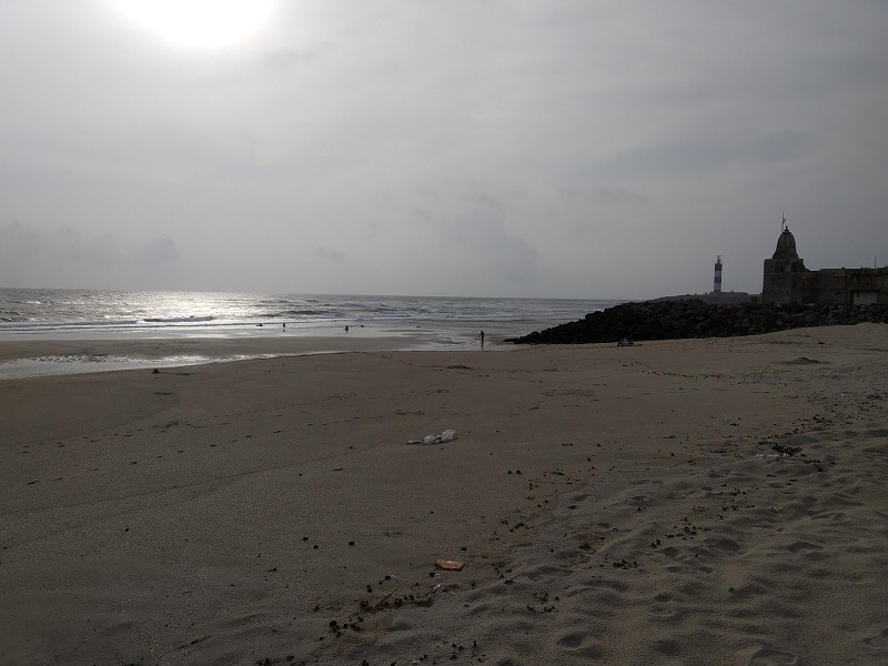 133374909dwarka_beach