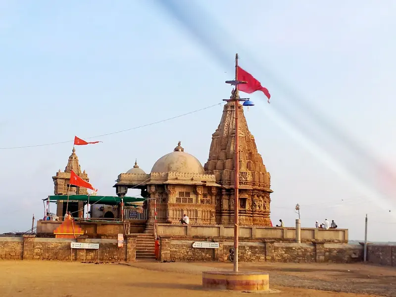 7twmhxfg888f3fokazor5qemxjfg_1581432491_Rukmini_Devi_Temple